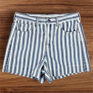 American Eagle Mom Shorts With Blue and White Stripes. Size 6